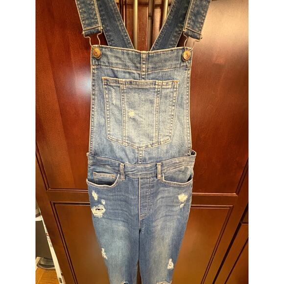 Divided by H&M Women's Blue Denim Distressed Overalls Size 6 - Picture 2 of 10